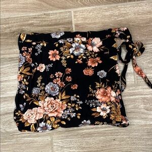 American Eagle Black Floral Skirt